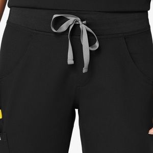 Figs kade scrub bottoms